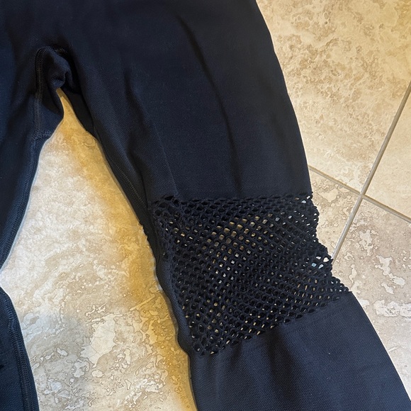 IVY PARK Black Mesh Panel Leggings - Picture 5 of 6